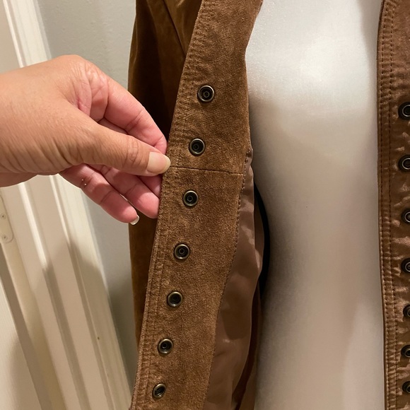 100% Leather,  gorgeous light brown jacket. - Picture 3 of 9